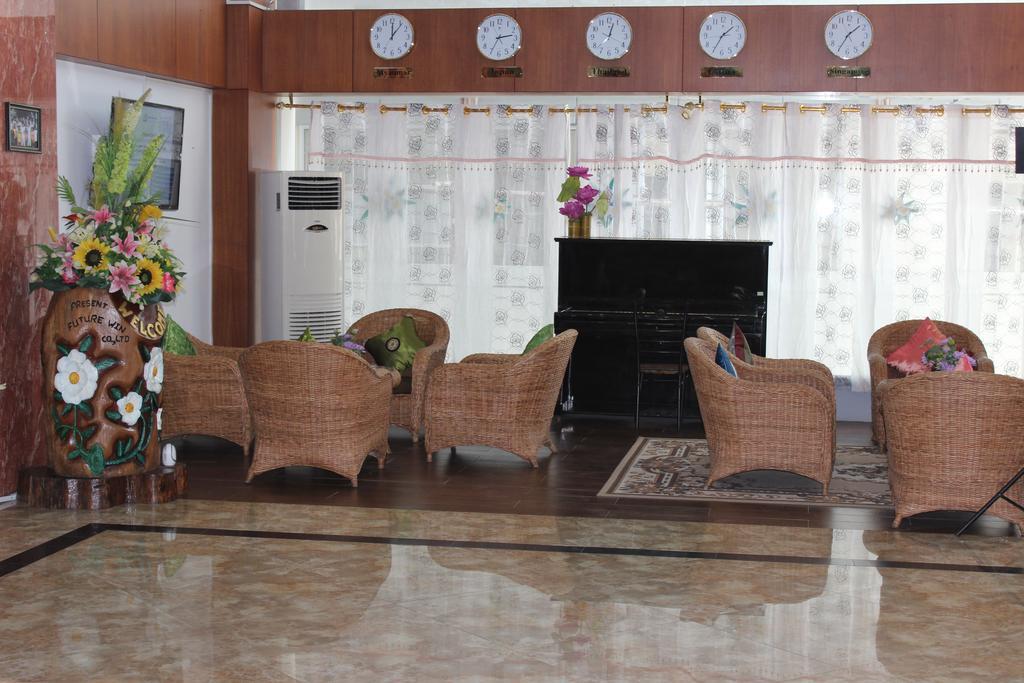 Hotel Kan Kaw Yangon Exterior foto